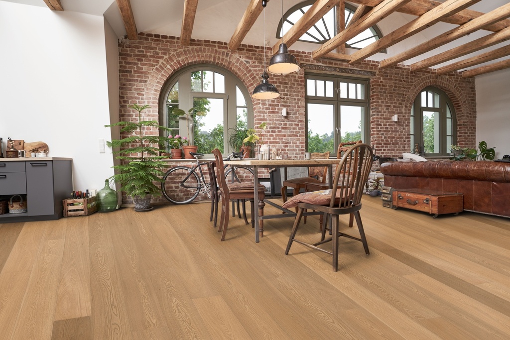 B10136-INT Dub ox.olej, kartáč HD.jpg