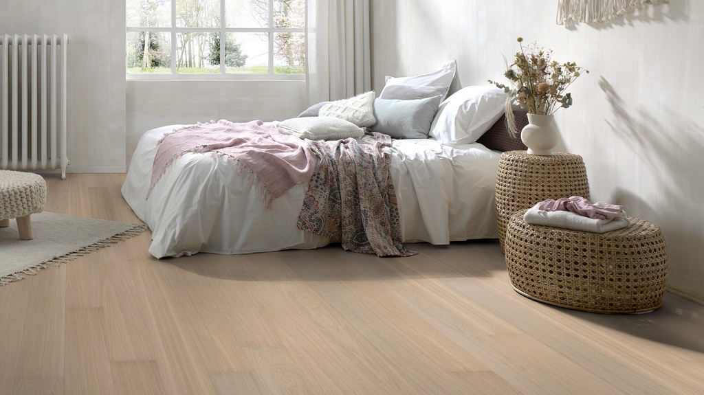 MAXB193-INT11 Silk Oak Premium HD.jpg